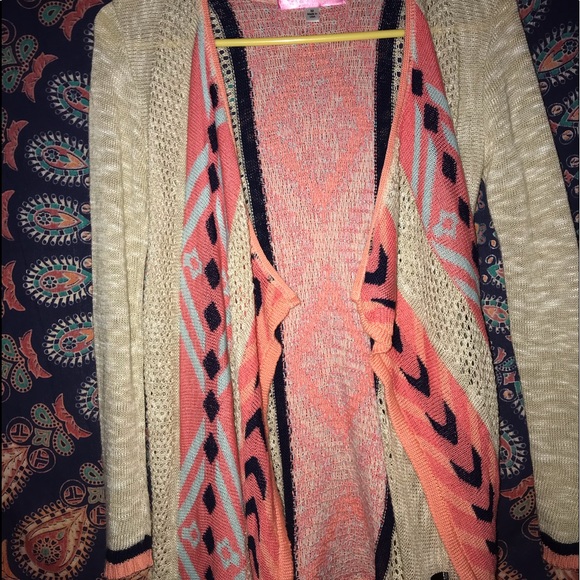 Pretty cardigan - Picture 1 of 3